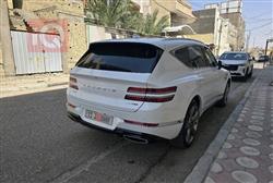 جێنسس GV80